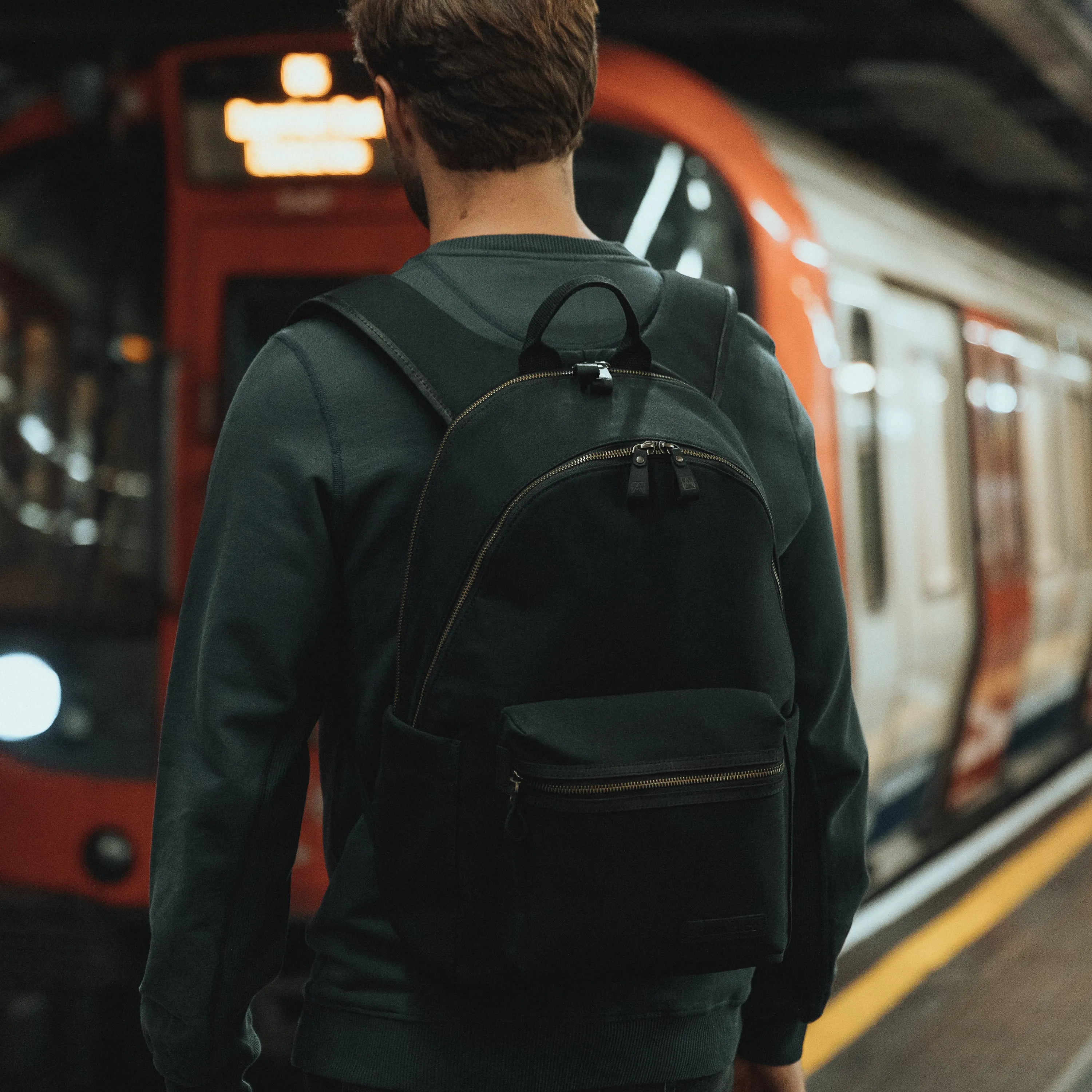 Commuter Backpack 20L